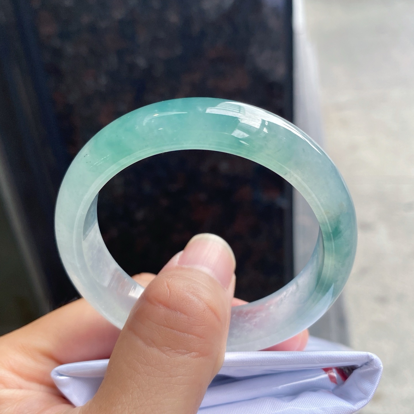 圈口52.1-13.6-7.2     【高冰蓝绿正圈手镯】*圈口52  53可戴  质地细腻   种水好