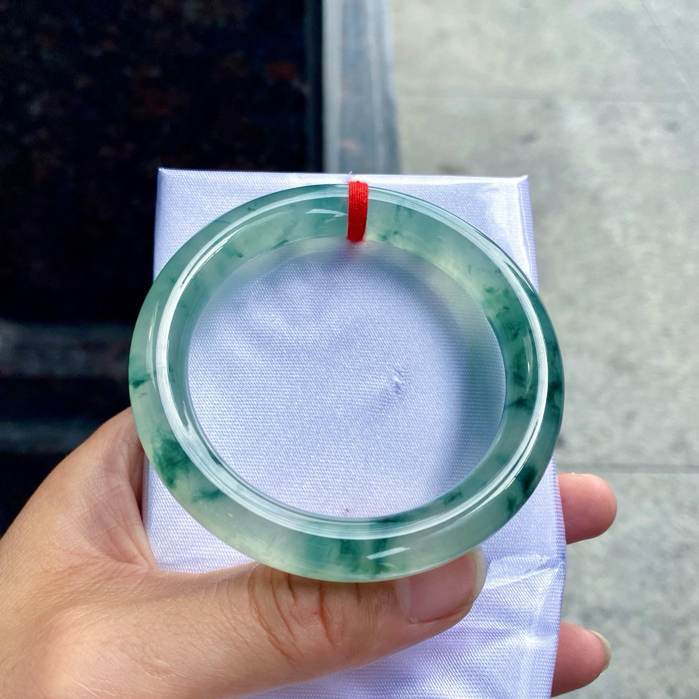 圈口55.8-9.9-9.6     【冰种飘花圆条手镯】圈口55  56可戴  质地细腻   种水好