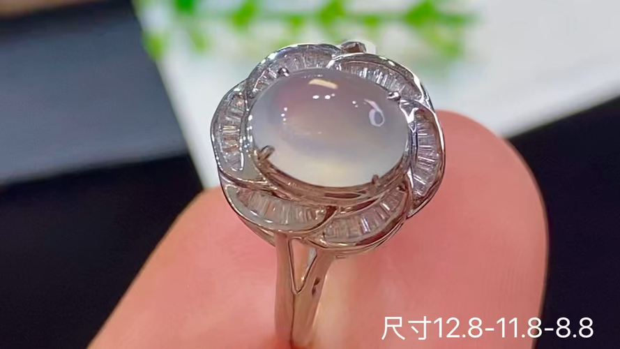 18k金+钻冰种蛋面戒指，无裂，12.8-11.8-8.8