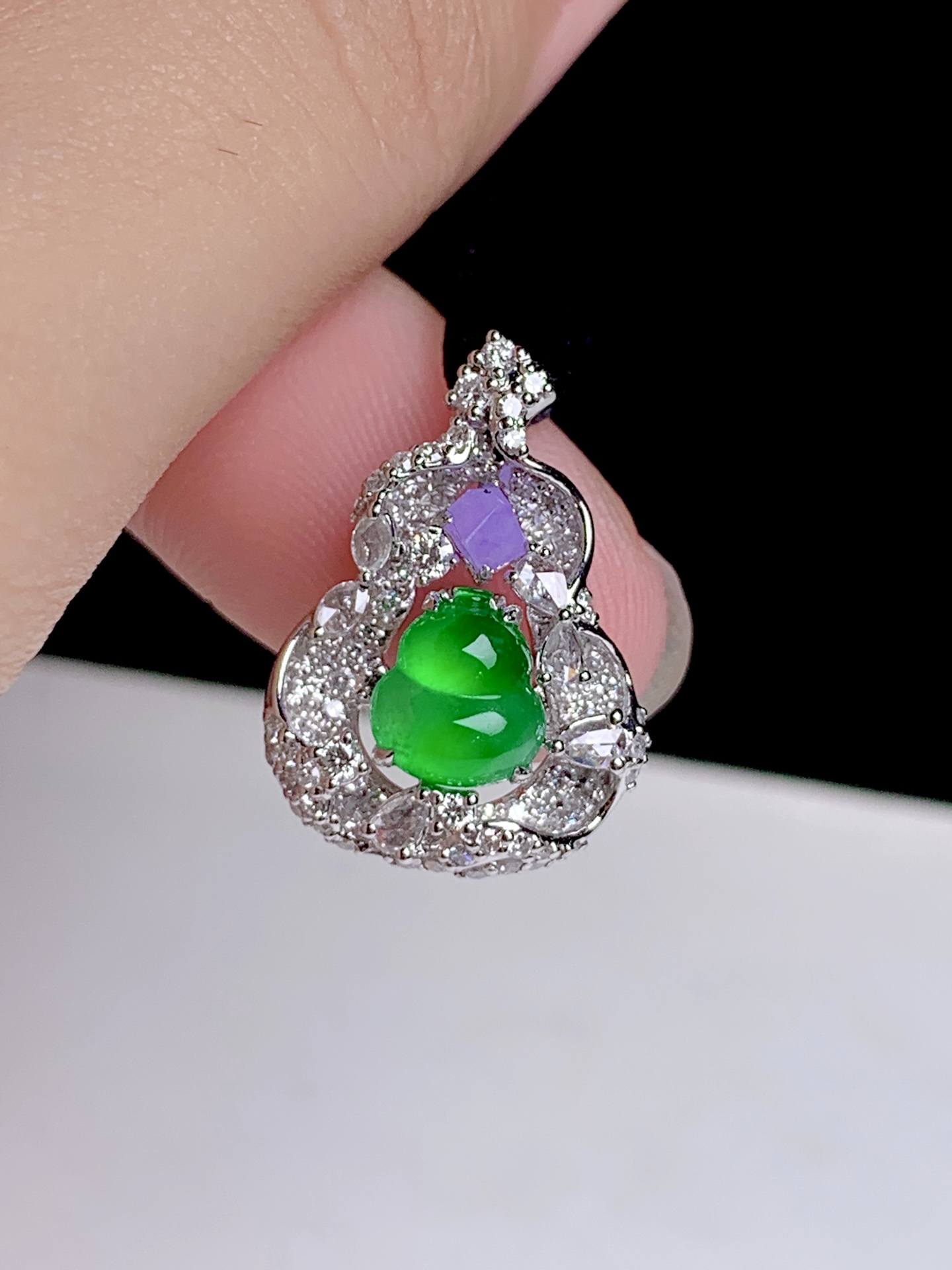 冰阳绿葫芦，18k金钻镶嵌，20-14-6.3