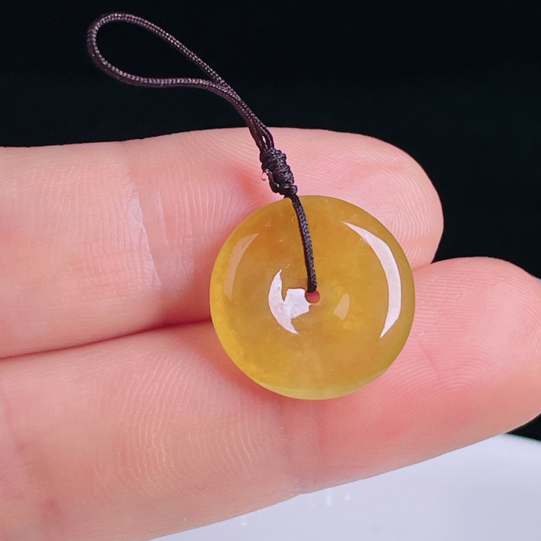 ️冰黄平安扣，老种起光，细底通透，尺寸：16.8/3.4mm0810