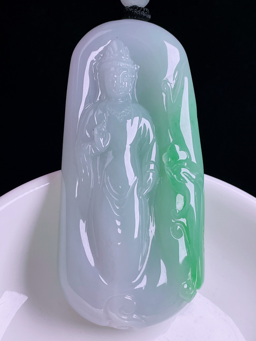 飘绿观音，老种起光，细底通透，尺寸：69/34.3/12.2mm0810