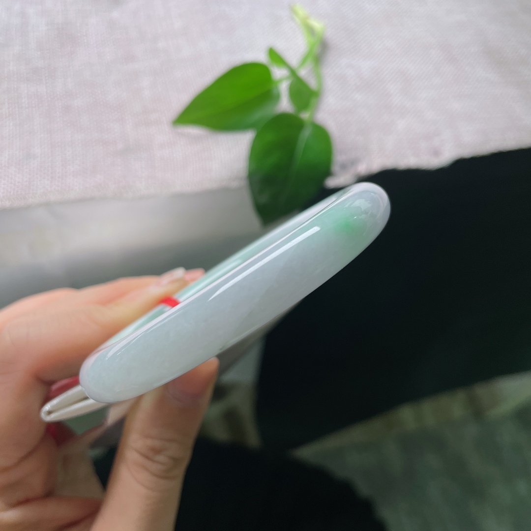 55/10.2飘绿圆条，白底青，恰似宣纸落墨，这一笔翠色，晕染了千年。横纹，56667a
