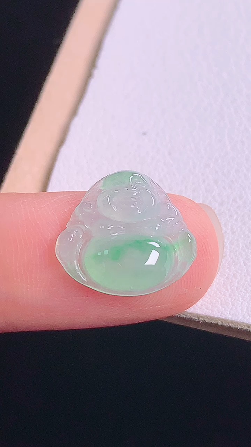 ️冰飘绿佛公，无裂，尺寸:12.3-13.8-3.6mm 8