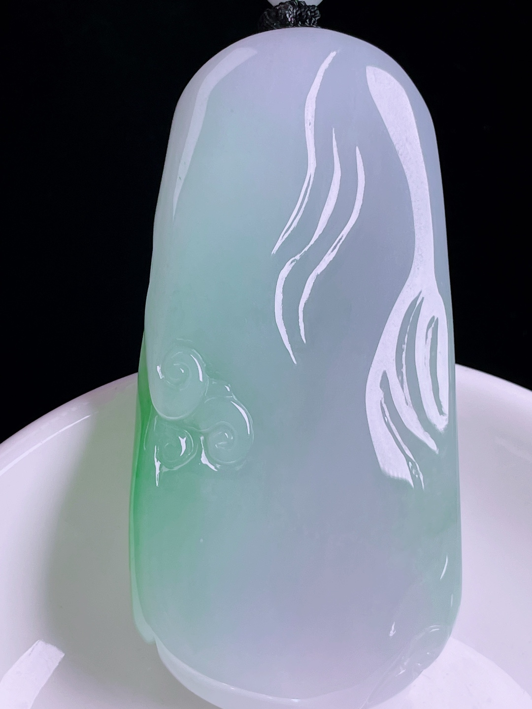飘绿观音，老种起光，细底通透，尺寸：69/34.3/12.2mm0810