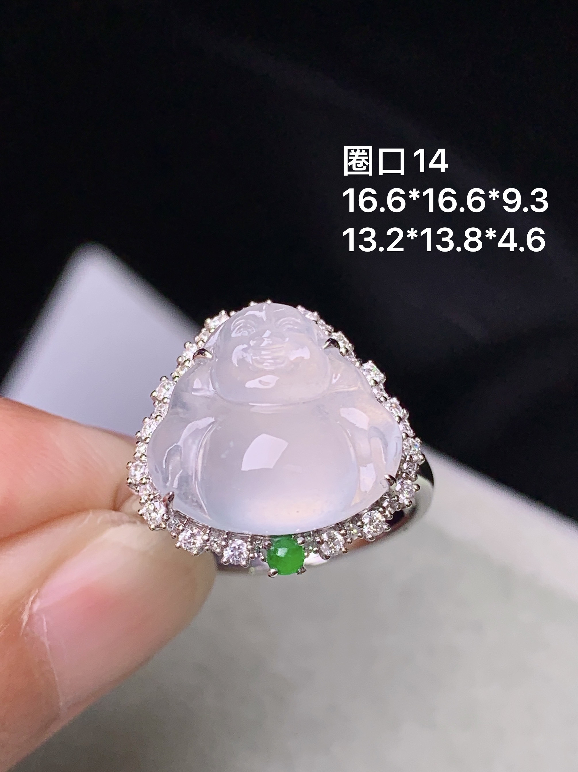 18k金钻镶嵌冰种佛公戒指 玉质细腻 色泽艳丽清新 水润亮眼 圈口14 整体尺寸16.6*9.3 t1