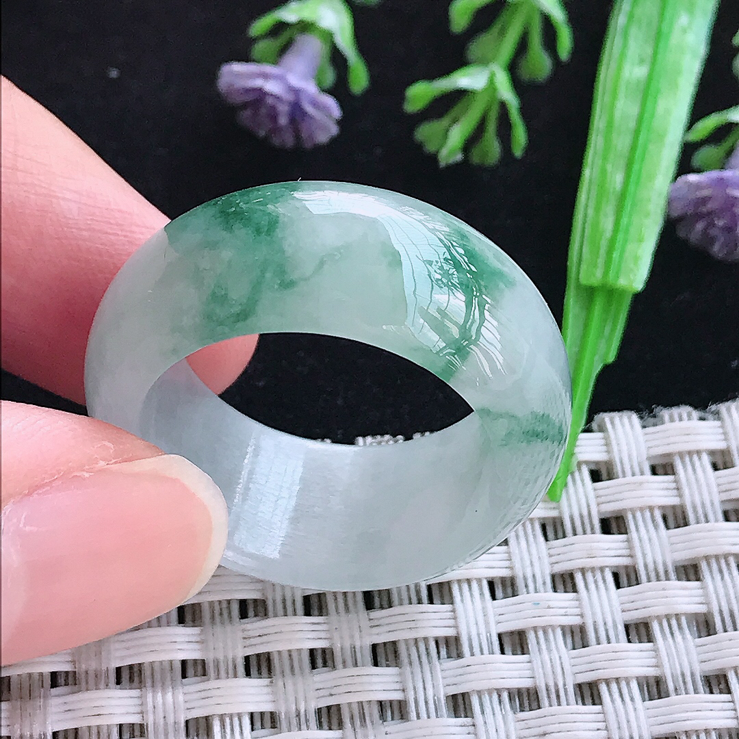 实拍A货翡翠21.5/12/4.5老坑冰润飘花扳指戒指翡翠玉指环女款
