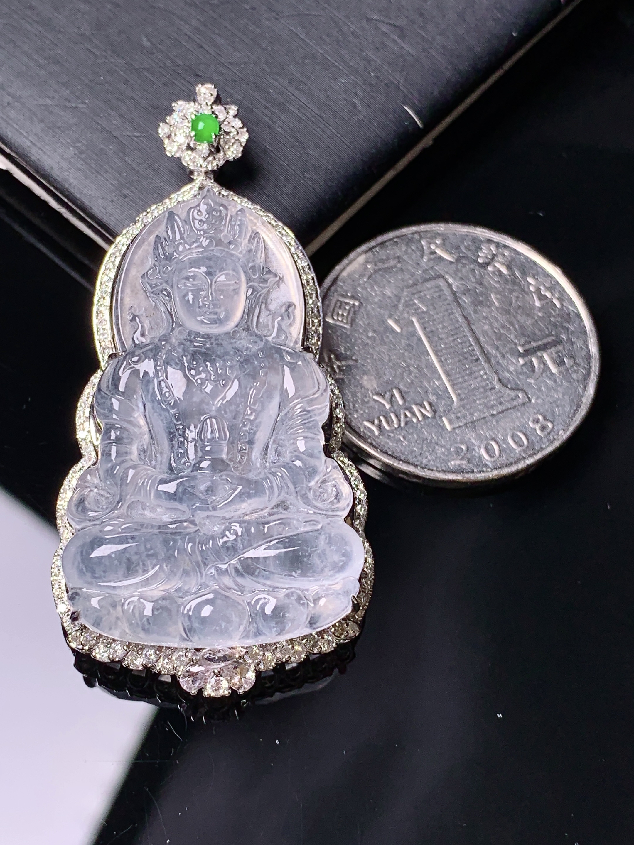 18k金钻镶嵌冰种度母观音菩萨吊坠 玉质细腻 色泽艳丽清新 水润亮眼 整体尺寸49.8*24.5*9.2 t1