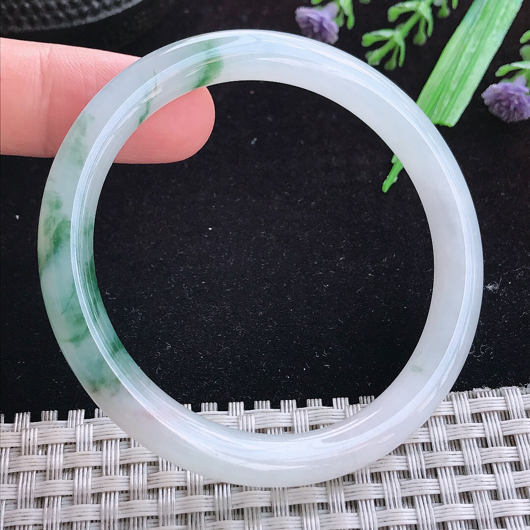 实拍A货翡翠54/7.3/7.6老坑冰润起胶飘花圆条手镯宽边玉镯平安镯女款