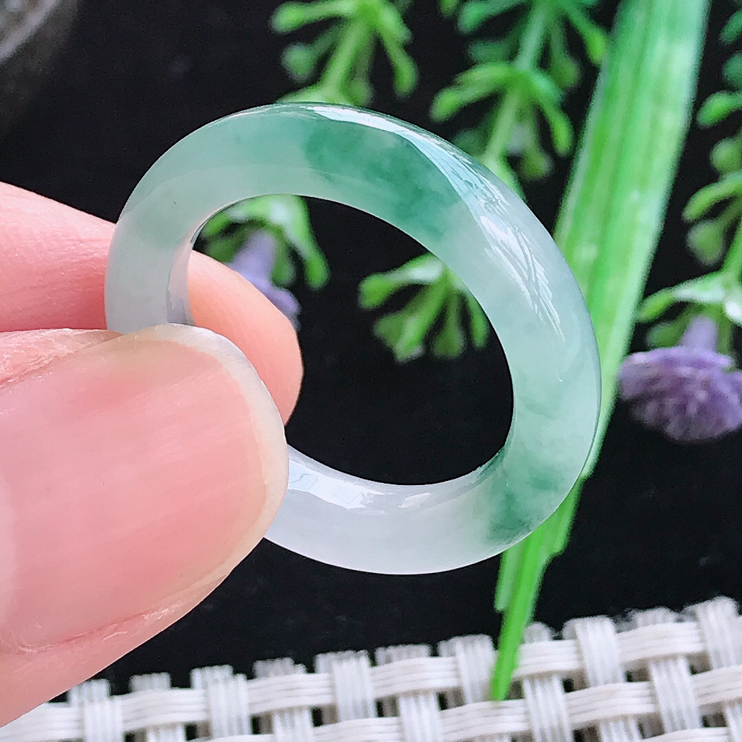 实拍A货翡翠19/5.5/4.2老坑起胶冰飘花戒指翡翠玉指环女款