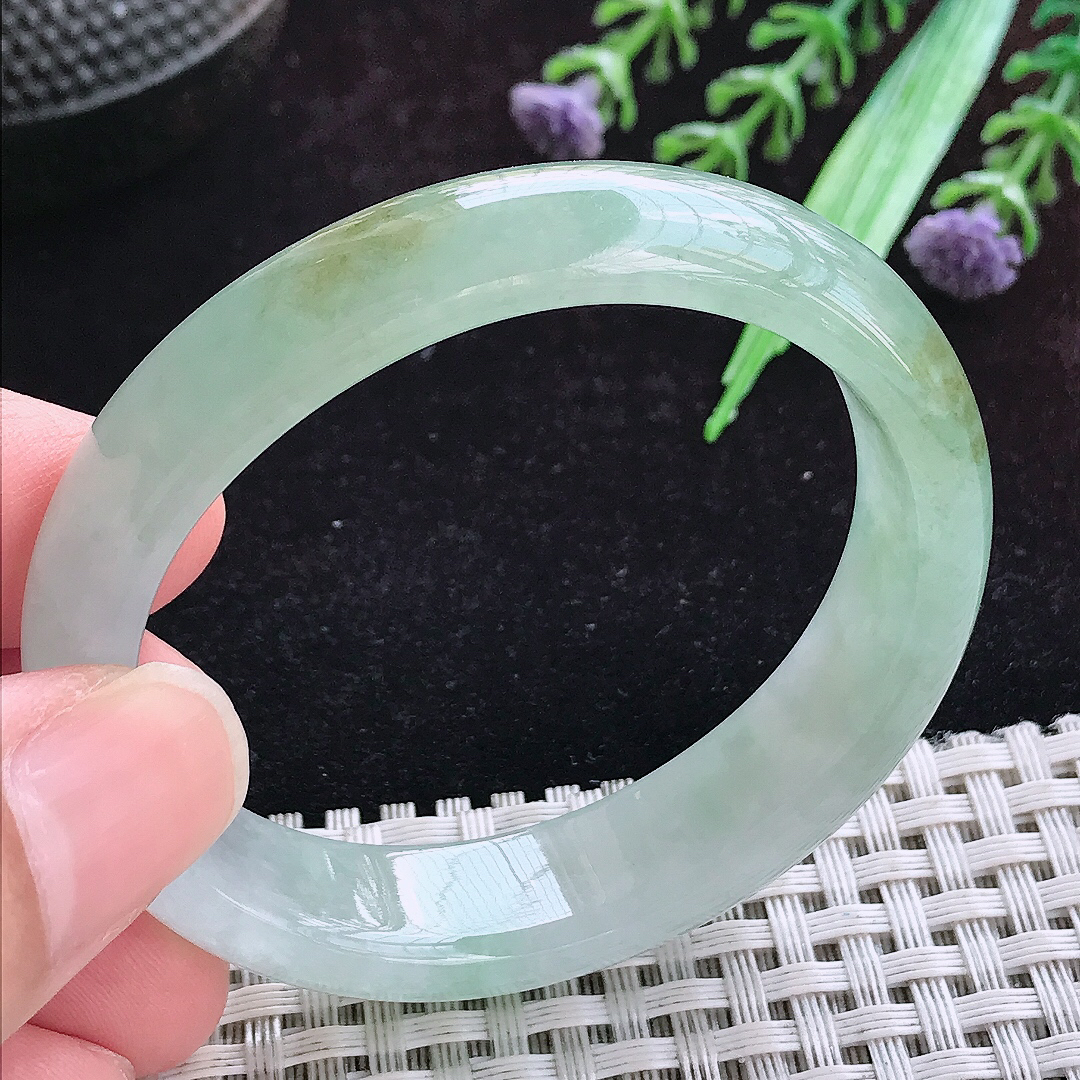 实拍A货翡翠49/43.5/12.9/6.6小圈口老坑冰胶晴底贵妃手镯宽边玉镯平安镯女款