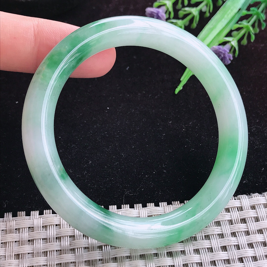 实拍A货翡翠53.5/9.5/9老坑冰胶飘花圆条手镯玉镯平安镯女款