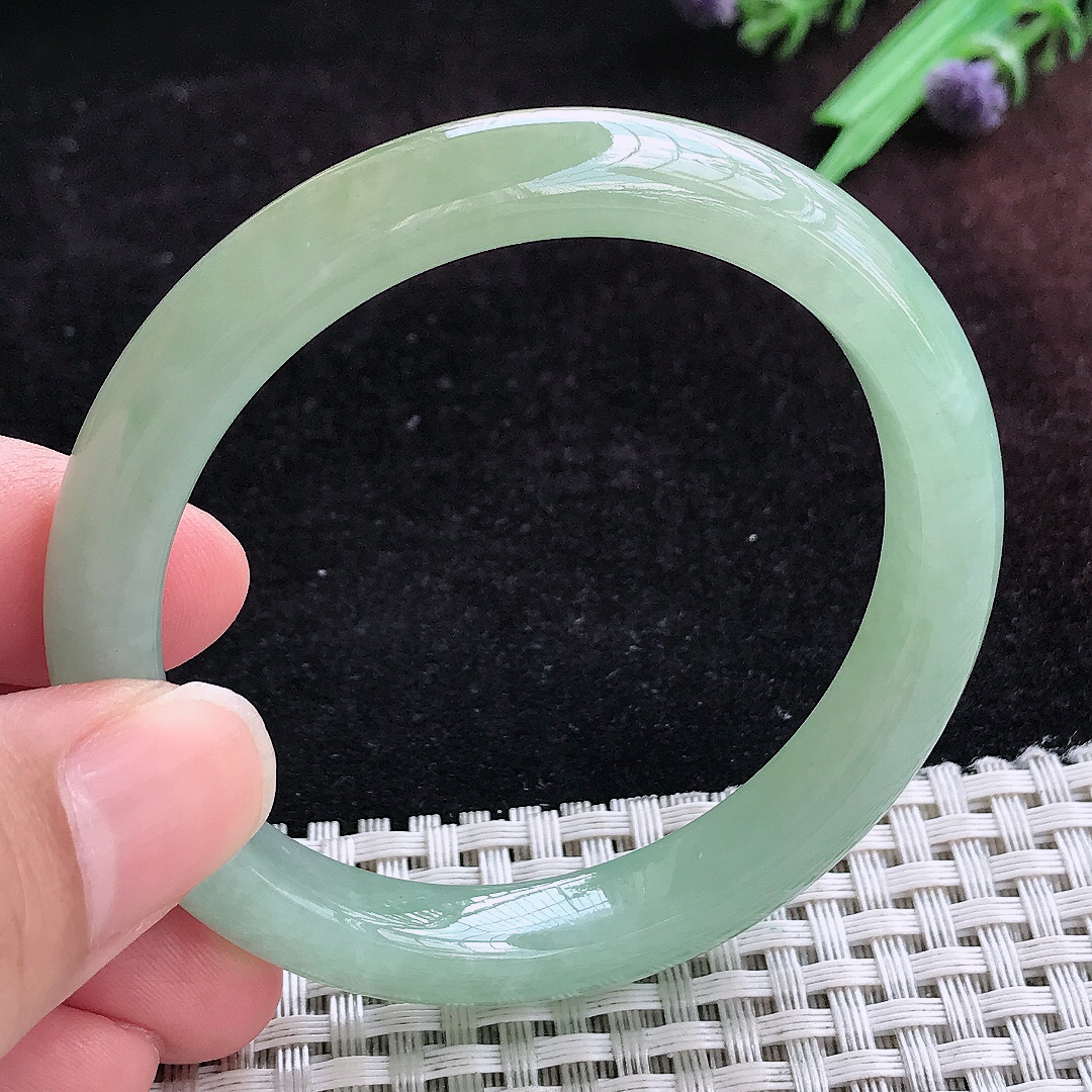 实拍A货翡翠53/9.5/7.6老坑冰润起胶满绿手镯宽边玉镯平安镯女款