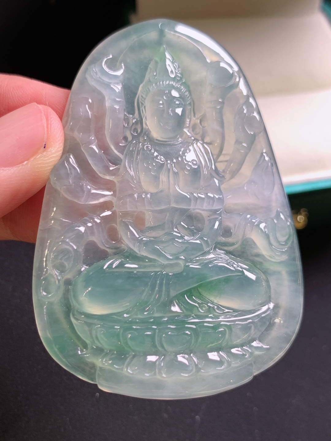️ 冰种飘绿千手观音，灵润冰玉，法相空灵
