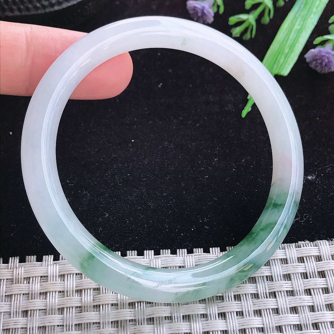 实拍A货翡翠54/7.3/7.6老坑冰润起胶飘花圆条手镯宽边玉镯平安镯女款