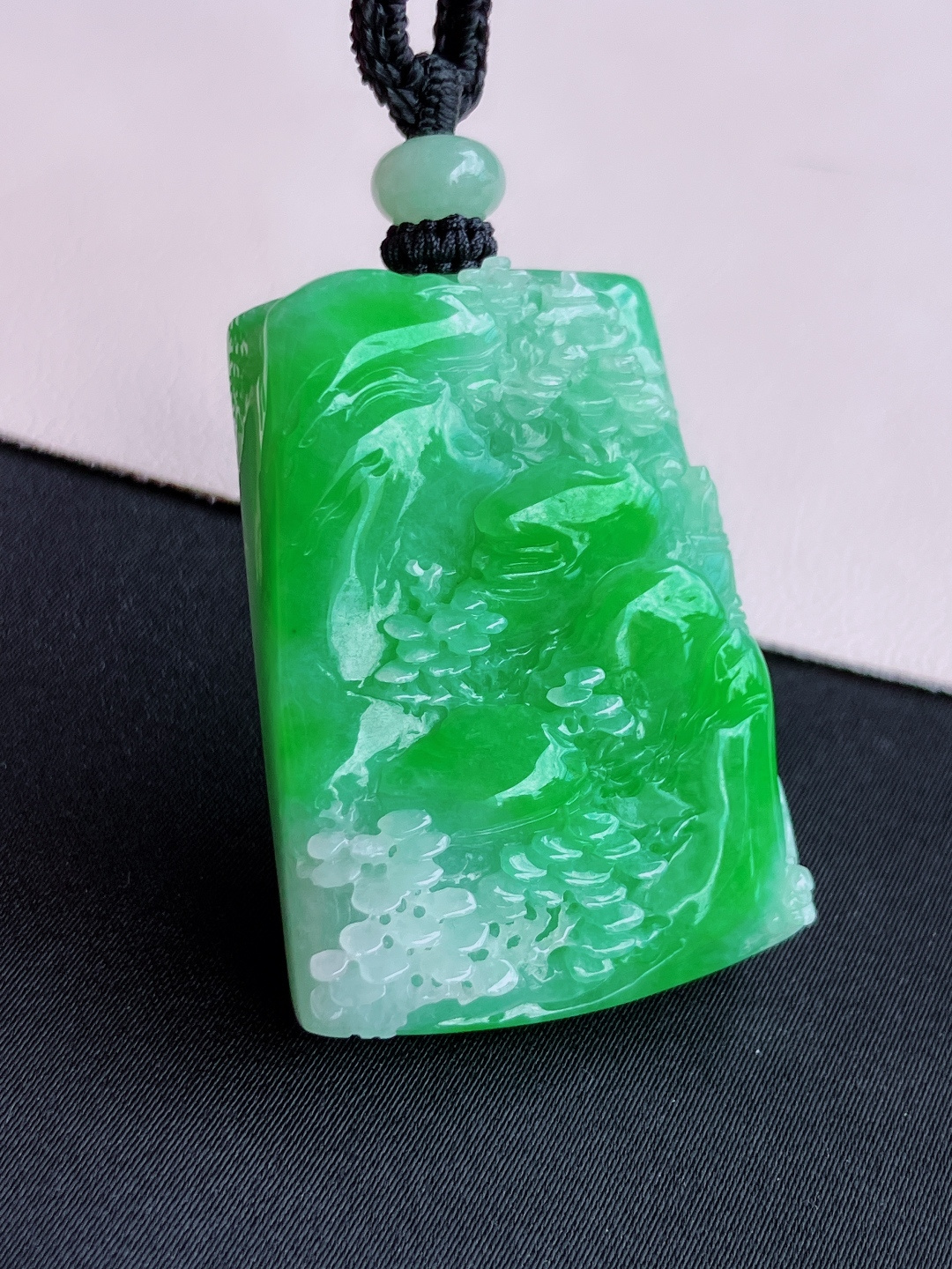 翠绿山水牌，意境美，尺寸41.3/28.6/10.6/自然光实拍