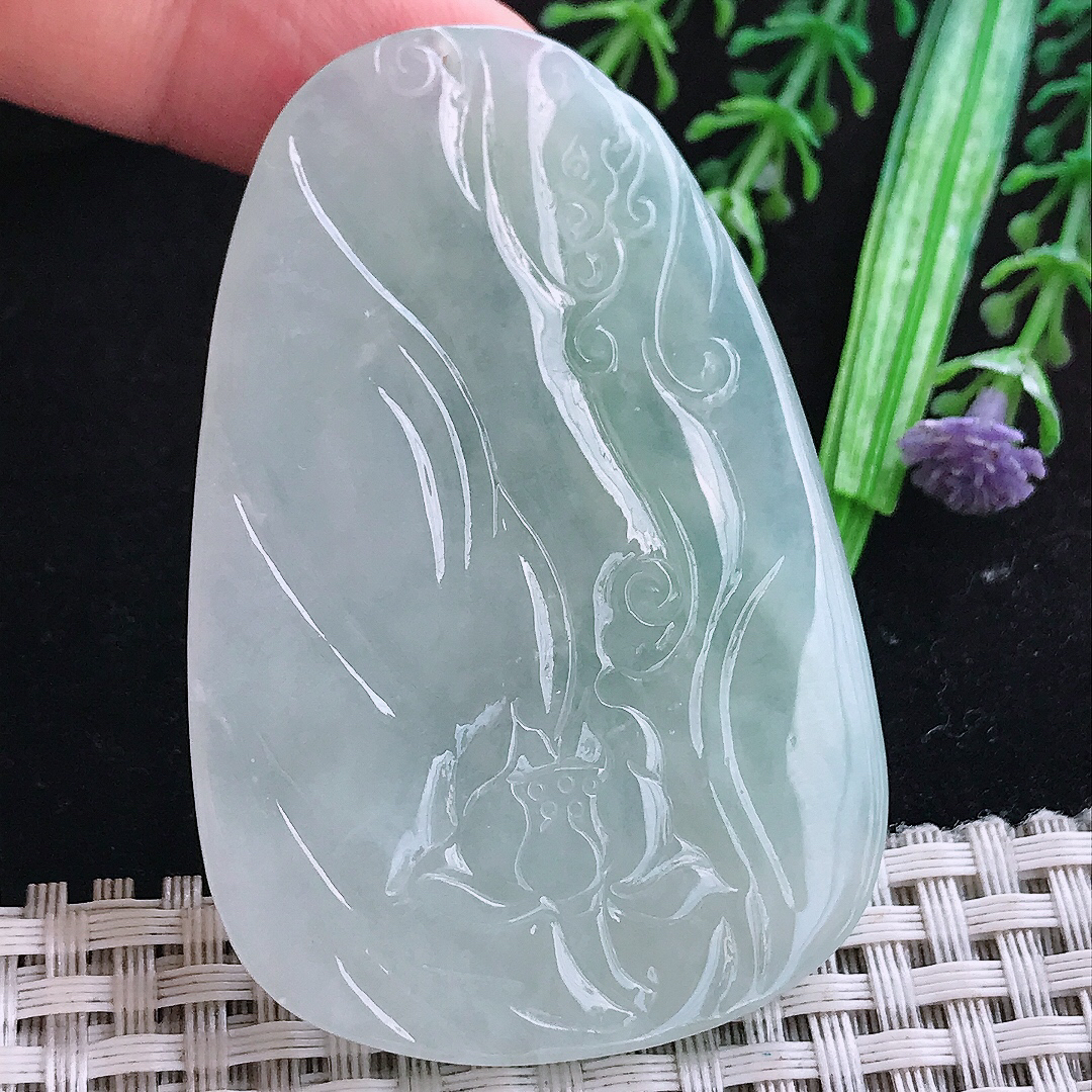 实拍A货翡翠63/41.5/6.8老坑冰胶晴底虚空藏菩萨吊坠翡翠玉挂件