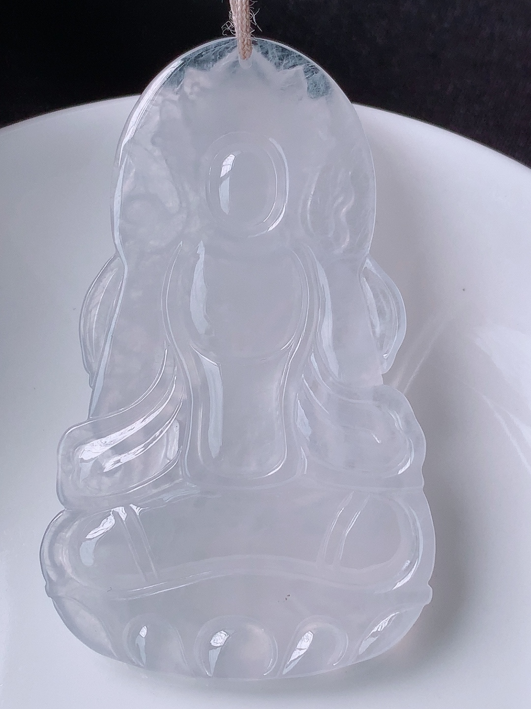 高冰渡母挂件，底子细腻水润，佩戴精致优雅，57-34.5-5.2