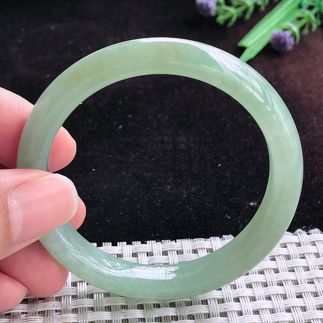 实拍A货翡翠53/9.5/7.6老坑冰润起胶满绿手镯宽边玉镯平安镯女款