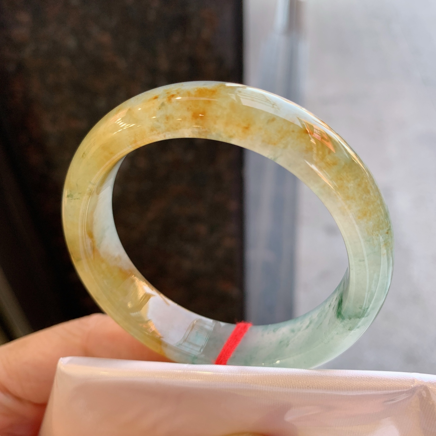 正圈冰黄翡飘花，无裂，尺寸：50.6/12.8/7.5，特色料子