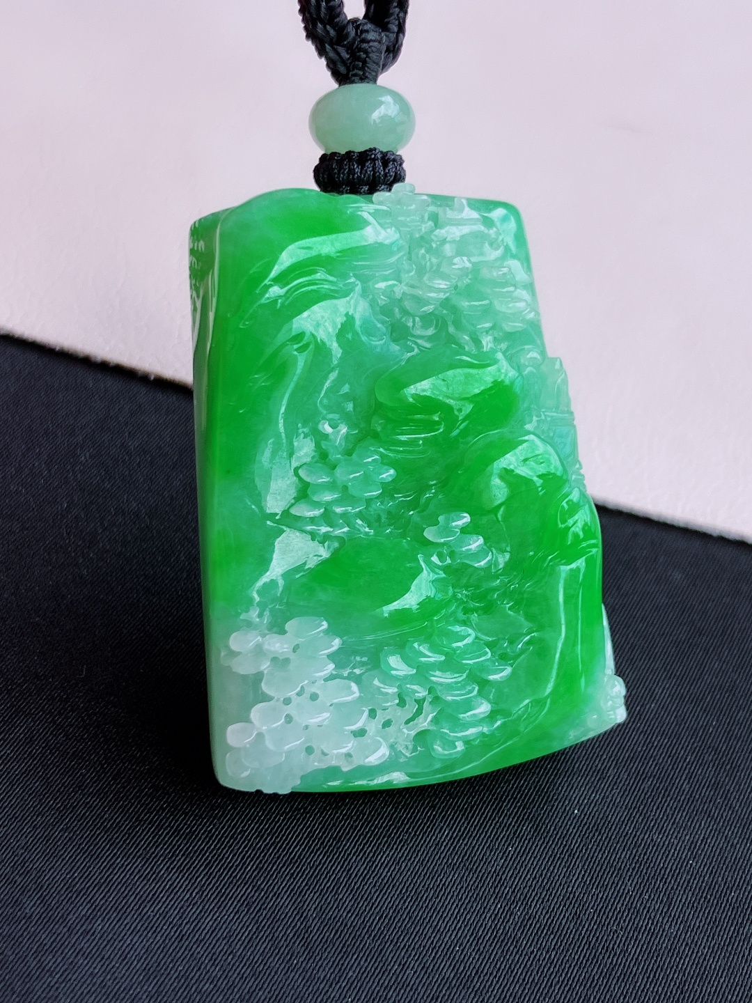 翠绿山水牌，意境美，尺寸41.3/28.6/10.6/自然光实拍