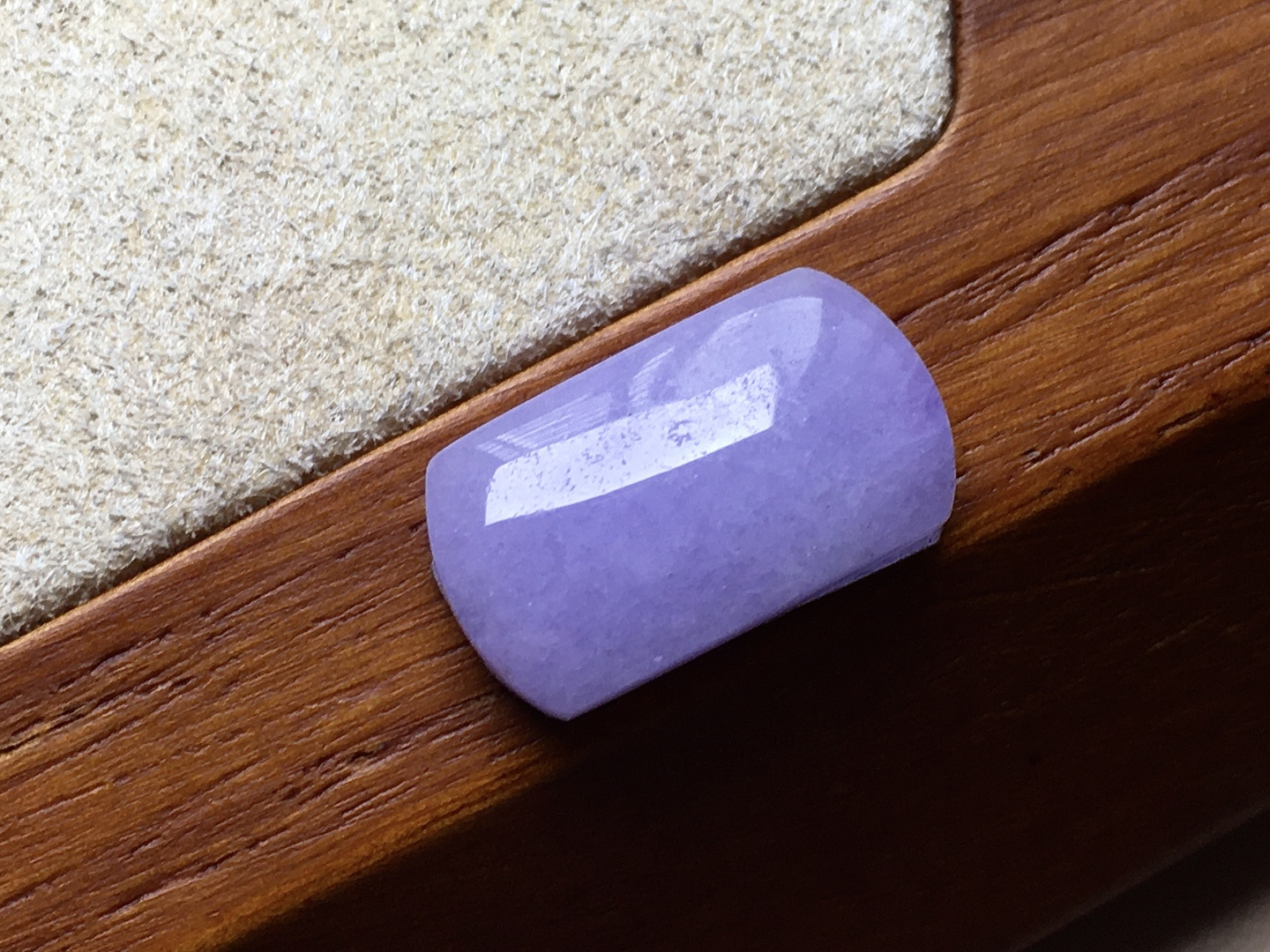 ️ 马鞍 紫色漂亮，品相，尺寸16.5*9.4*4.3