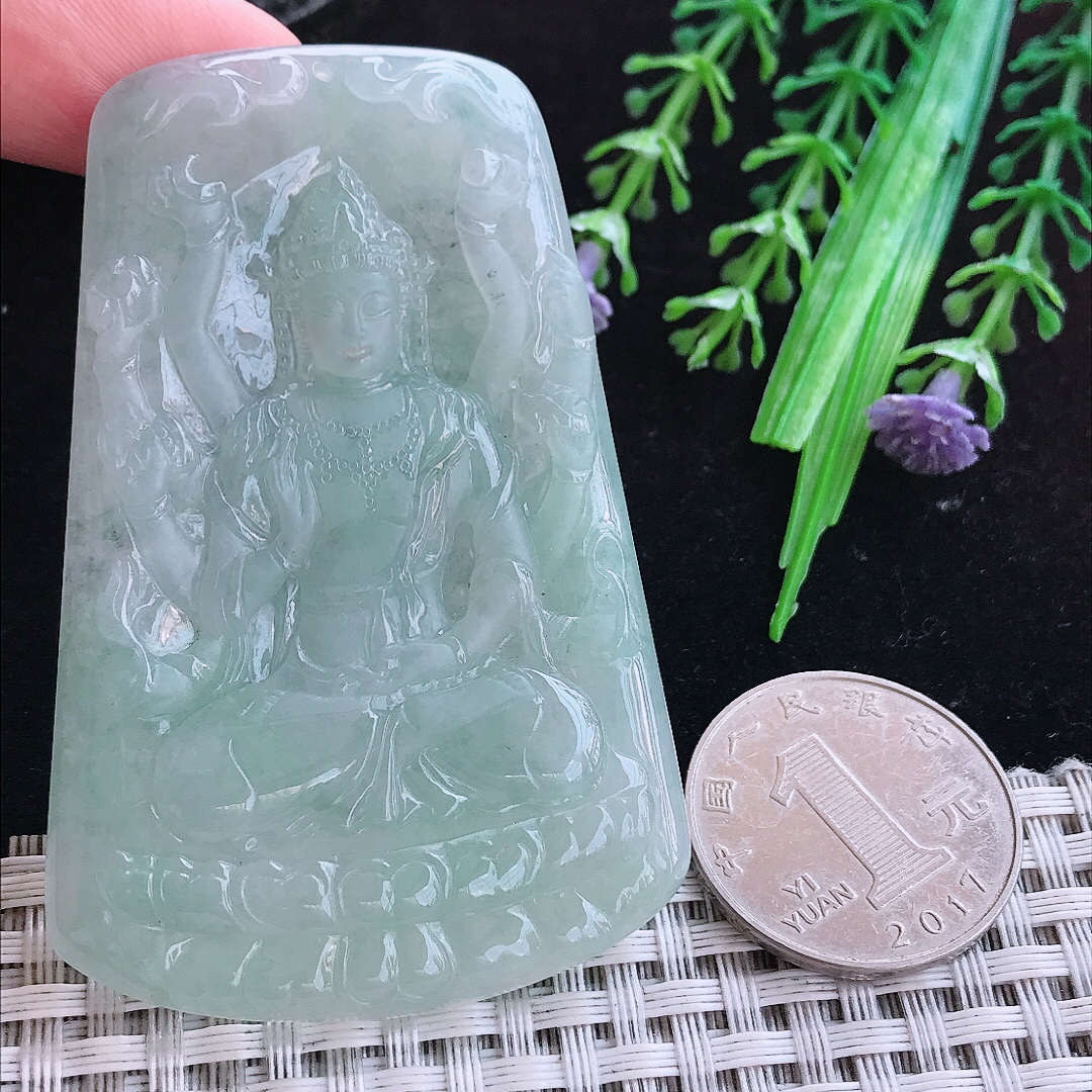 实拍A货翡翠68.5/45.5/5.5老坑冰润起胶晴底千手观音吊坠翡翠玉挂件