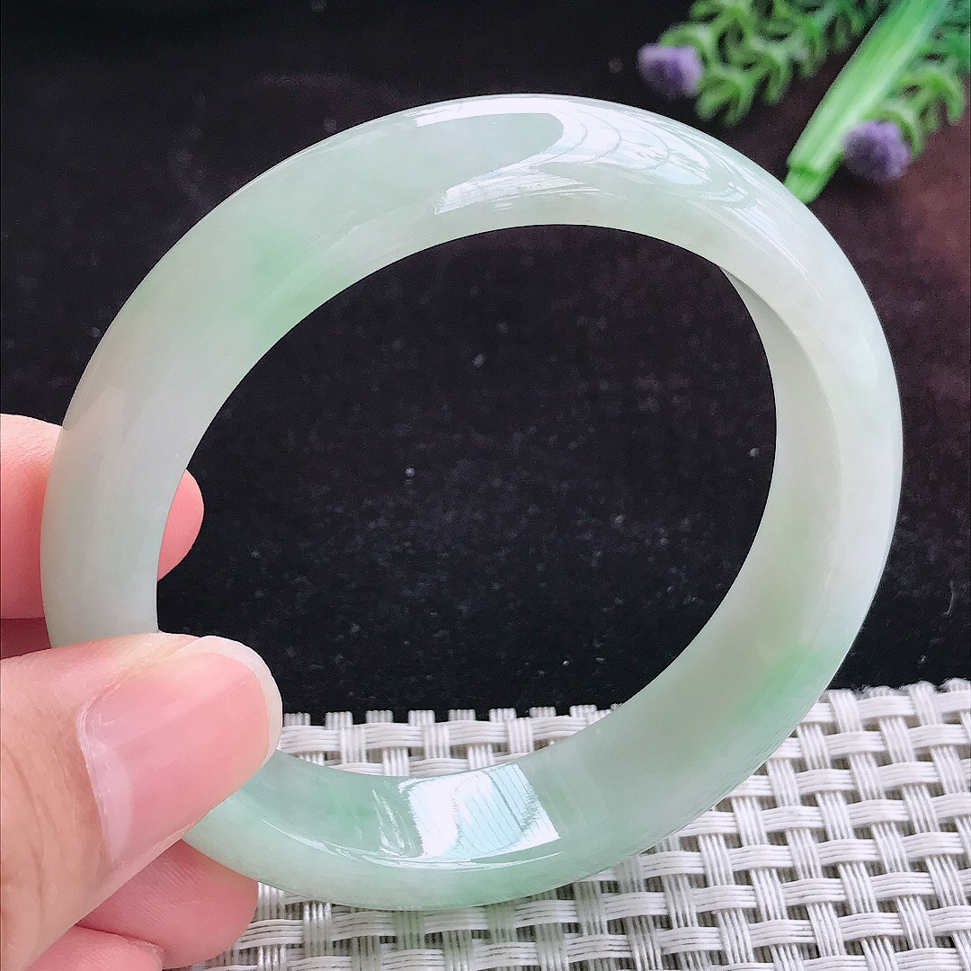 实拍A货翡翠57.5/14/8.2老坑冰润起胶冰晴手镯宽边玉镯平安镯女款