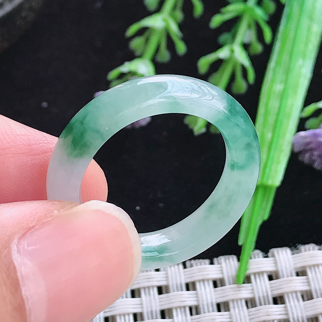 实拍A货翡翠19/5.5/4.2老坑起胶冰飘花戒指翡翠玉指环女款