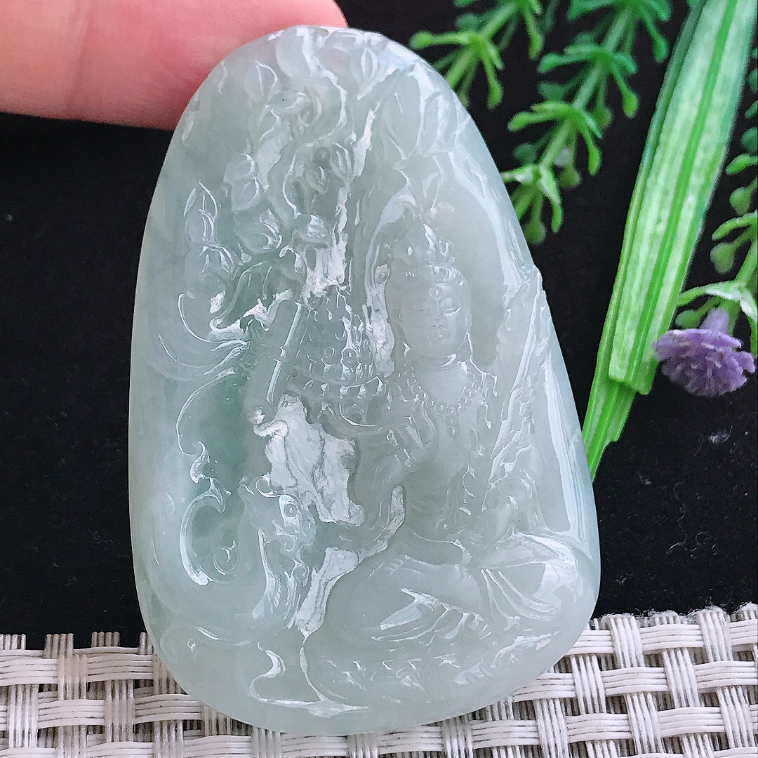 实拍A货翡翠63/41.5/6.8老坑冰胶晴底虚空藏菩萨吊坠翡翠玉挂件