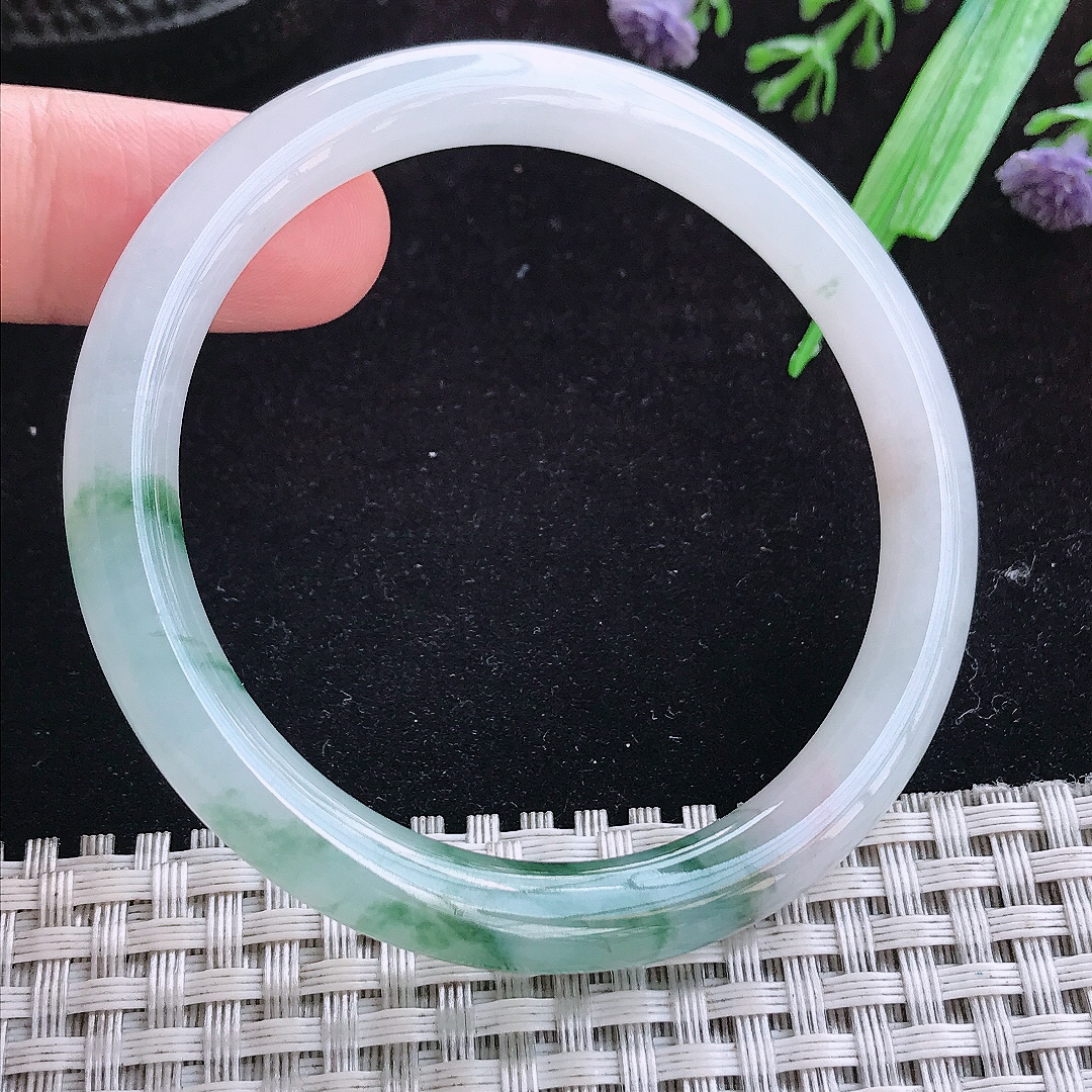 实拍A货翡翠54/7.3/7.6老坑冰润起胶飘花圆条手镯宽边玉镯平安镯女款
