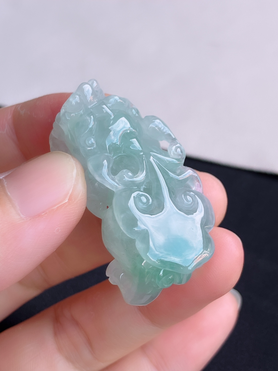 底色貔貅，晶莹剔透，尺寸42.2/22.6/13.3/自然光实拍
