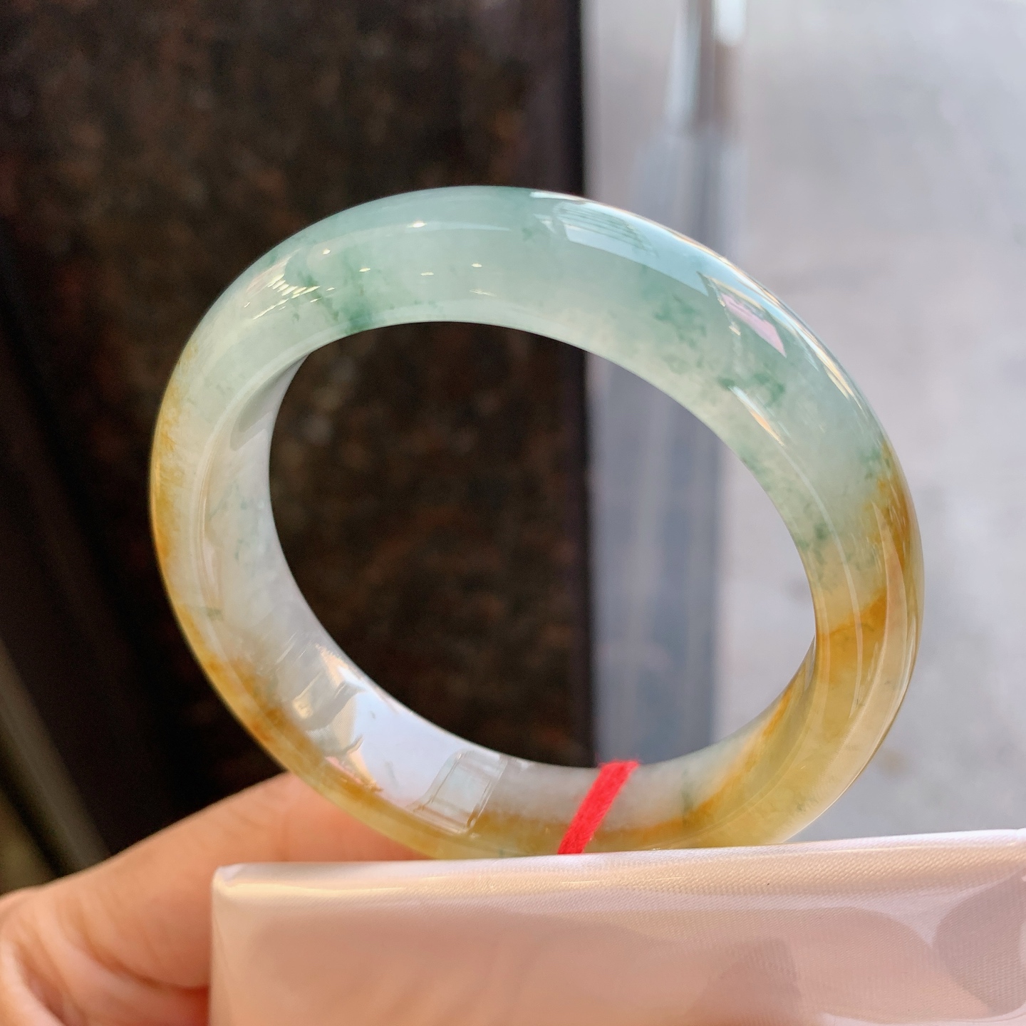 正圈冰黄翡飘花，无裂，尺寸：50.6/12.8/7.5，特色料子