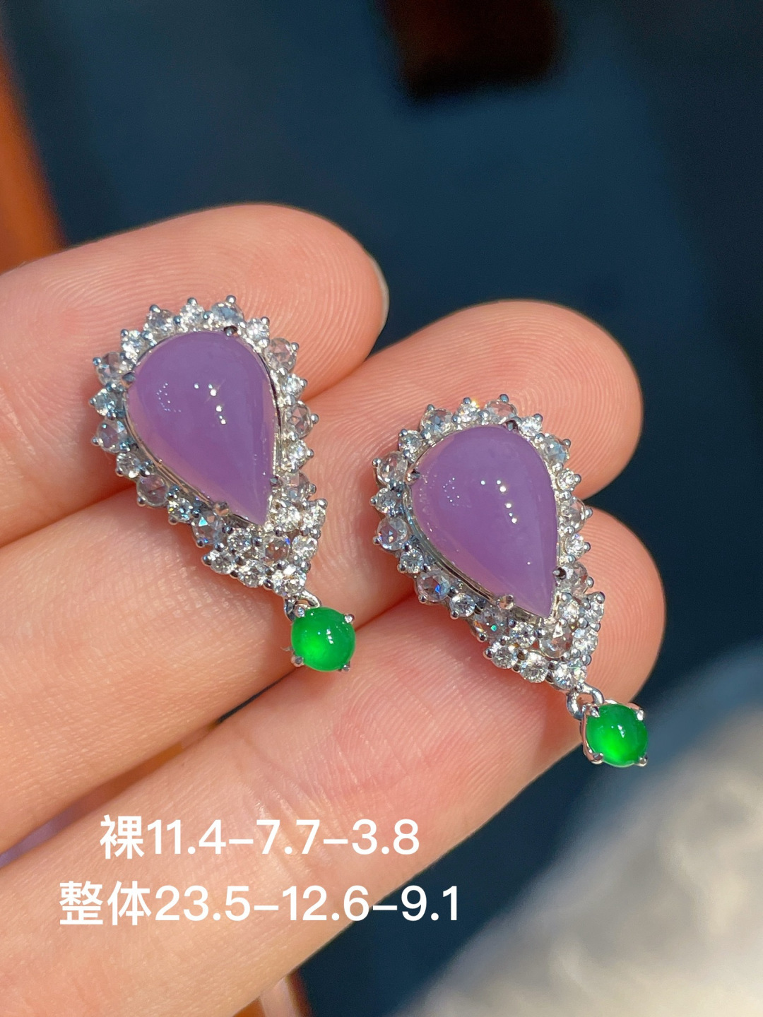耳钉 无裂，18k金镶嵌