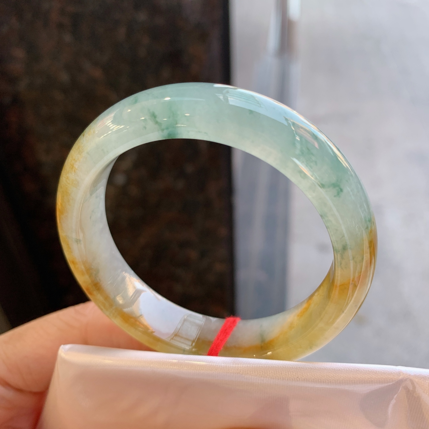 正圈冰黄翡飘花，无裂，尺寸：50.6/12.8/7.5，特色料子
