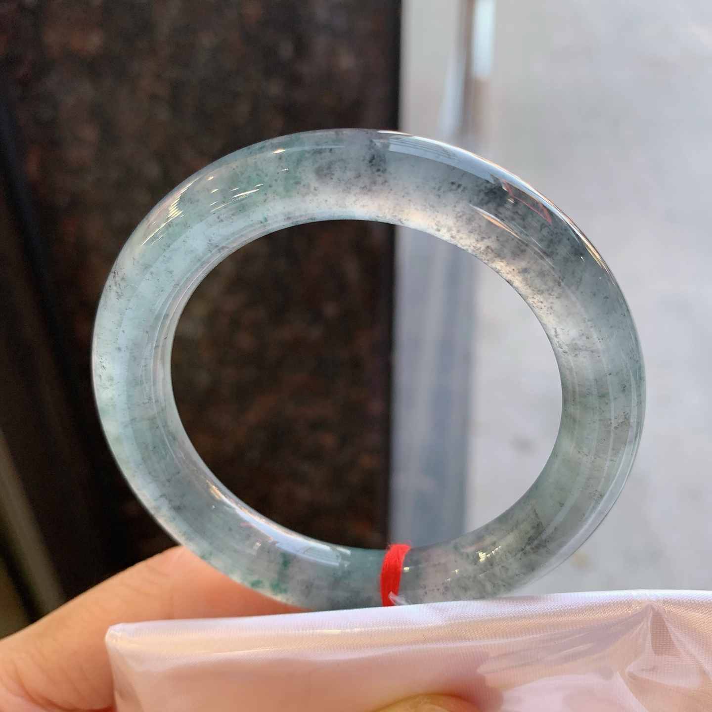 圆条冰乌鸡飘花 无裂 尺寸：52/10 现货更冰润