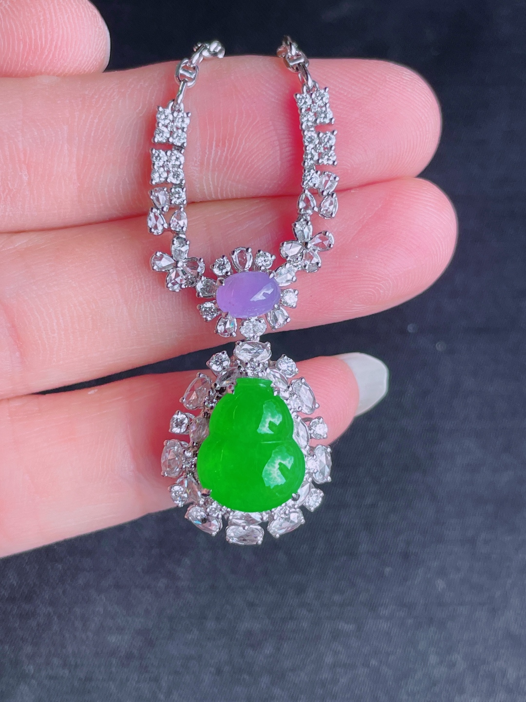 ️高冰绿葫芦项链，晶莹剔透，新颖时尚，品相，12-10