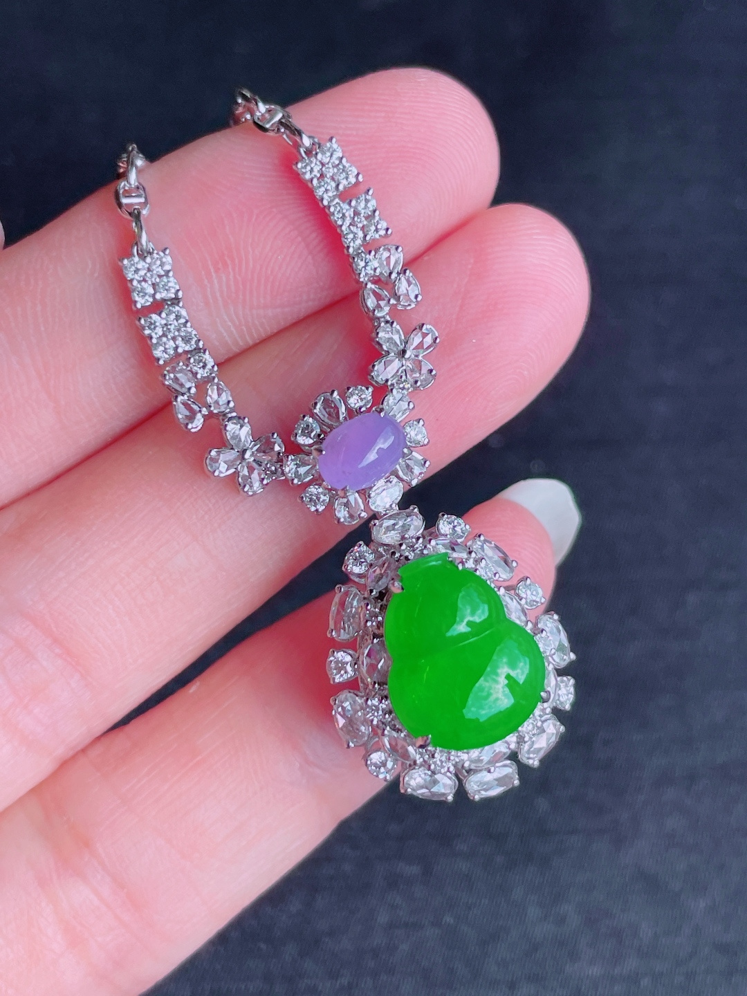 ️高冰绿葫芦项链，晶莹剔透，新颖时尚，品相，12-10
