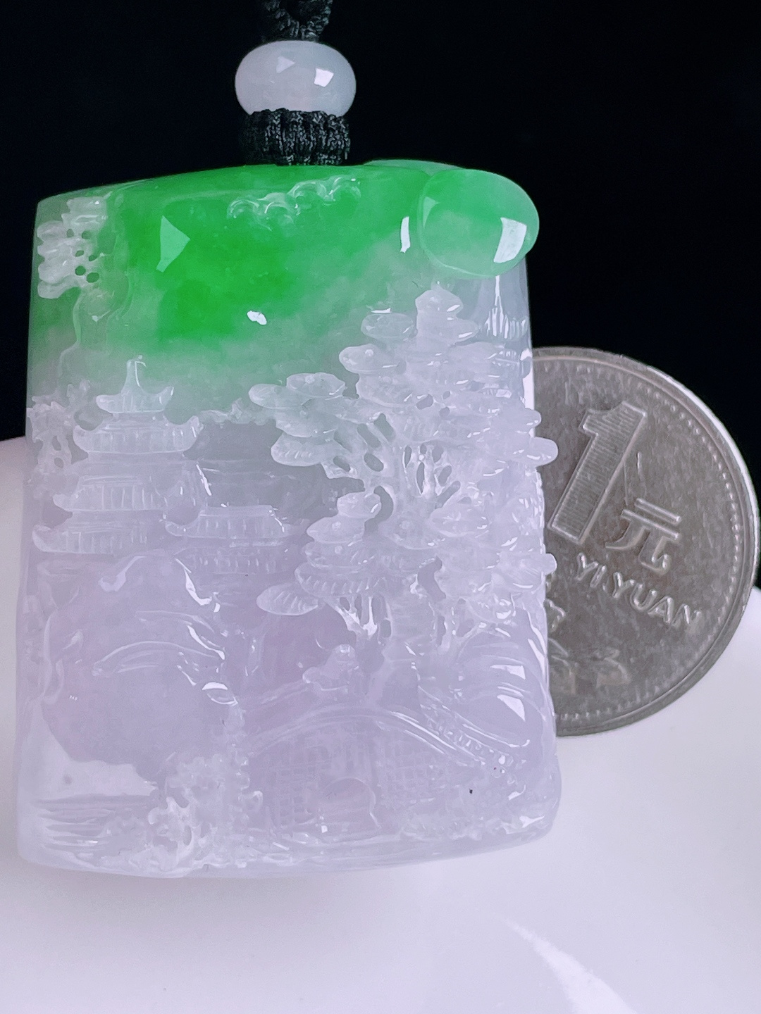 冰绿山水牌，老种起光，细底通透，尺寸：43.3/32.3/11.4mm0812