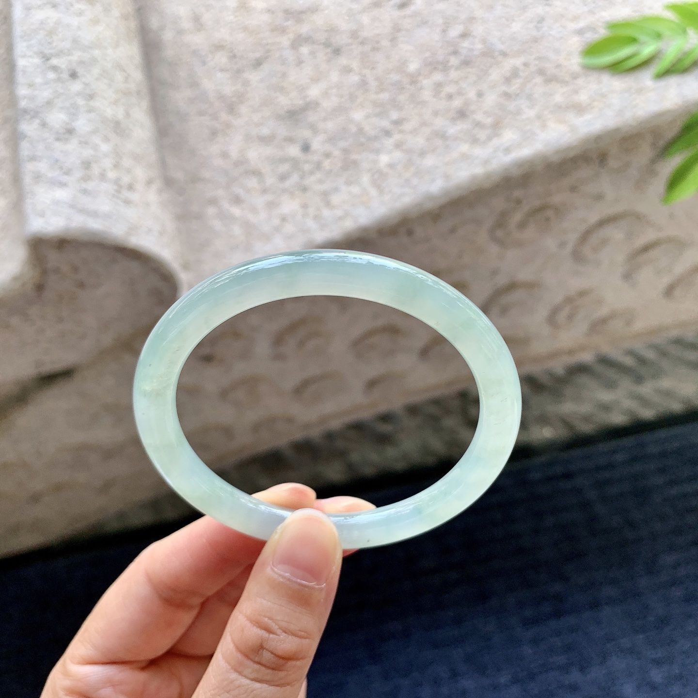 圆条53 54，圈口54/6.3/7，编码AD081314，糯冰晴底，水润，种老，细腻，无裂。