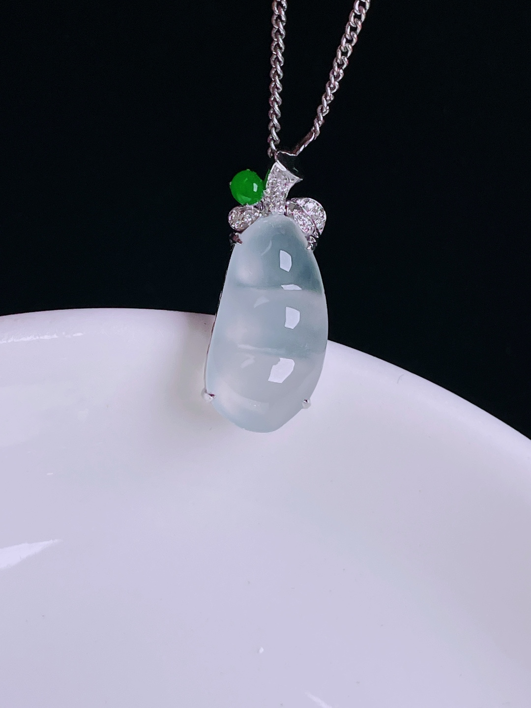 ️高冰福豆/豆子，老种起光，细底通透，尺寸：23/9.3/7裸石17.9/9.2/5mm0812