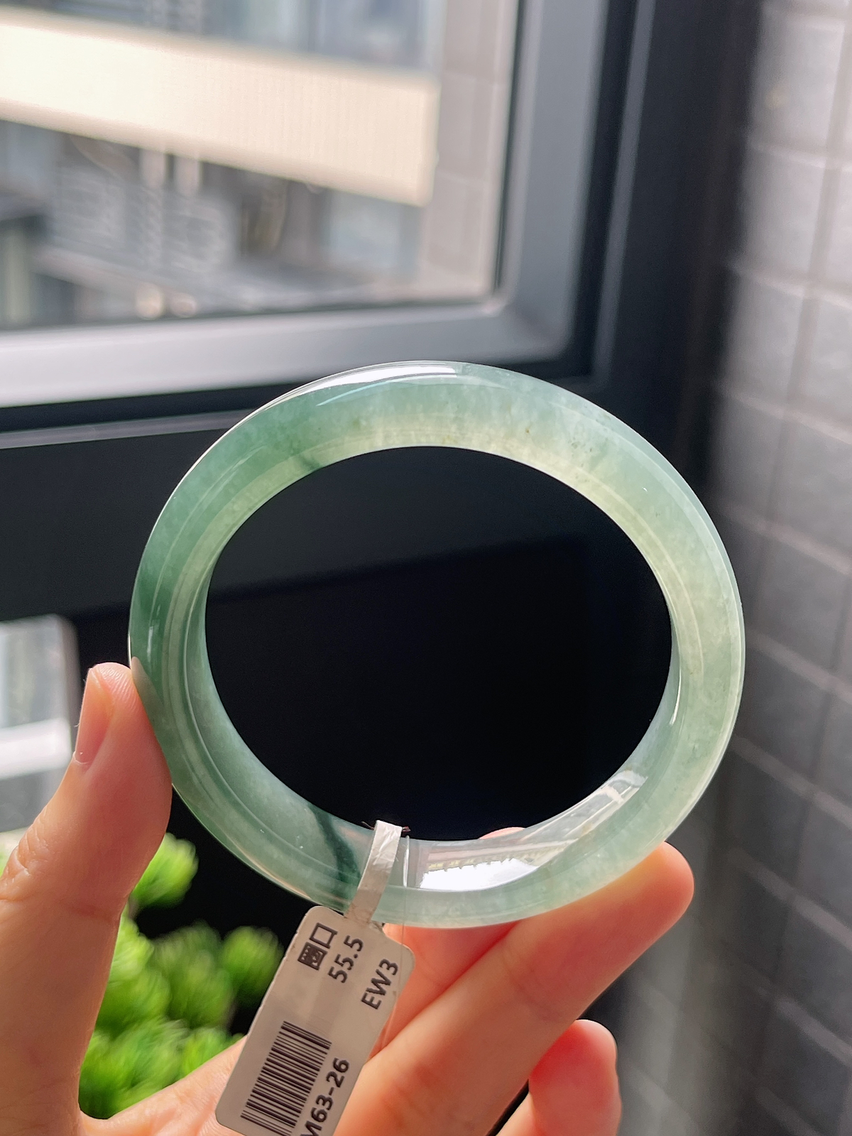 正圈55.8圈口，翡翠冰糯种绿色手镯