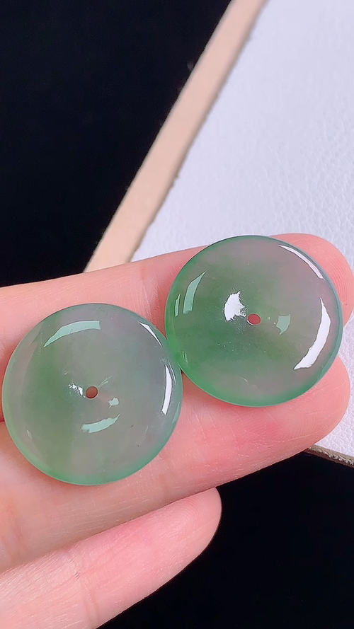 ️冰晴平安扣，无裂，尺寸:19.3-3.6mm