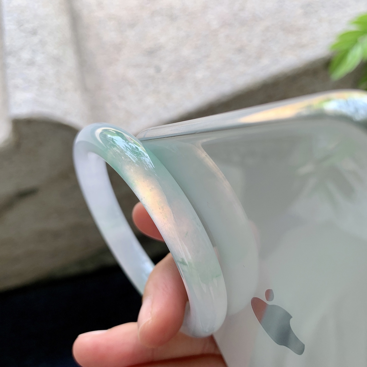 圆条49 50，圈口50.2/9/8.5，编码C11081311，冰糯春彩，清透，水润，种老，细腻，有纹线