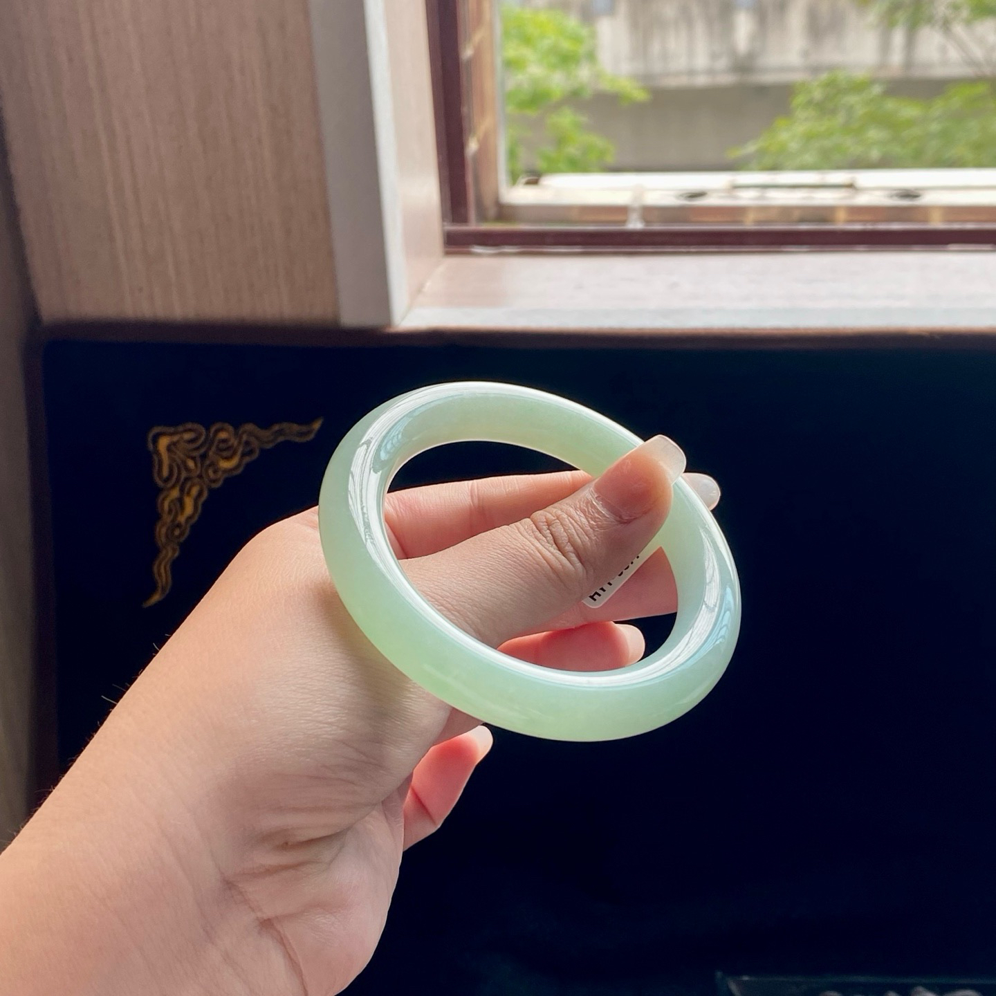 冰晴底圆条成品手镯
⭕️58.4-11-11