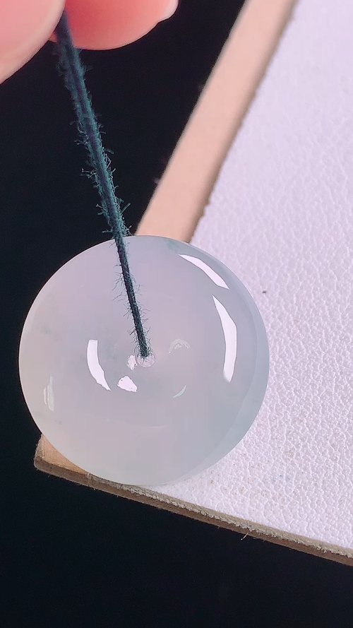 冰种平安扣，无裂，尺寸:20.8-5.7mm