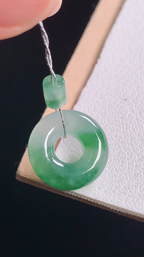 ️冰飘花平安扣，无裂，尺寸:14.1-4.4mm