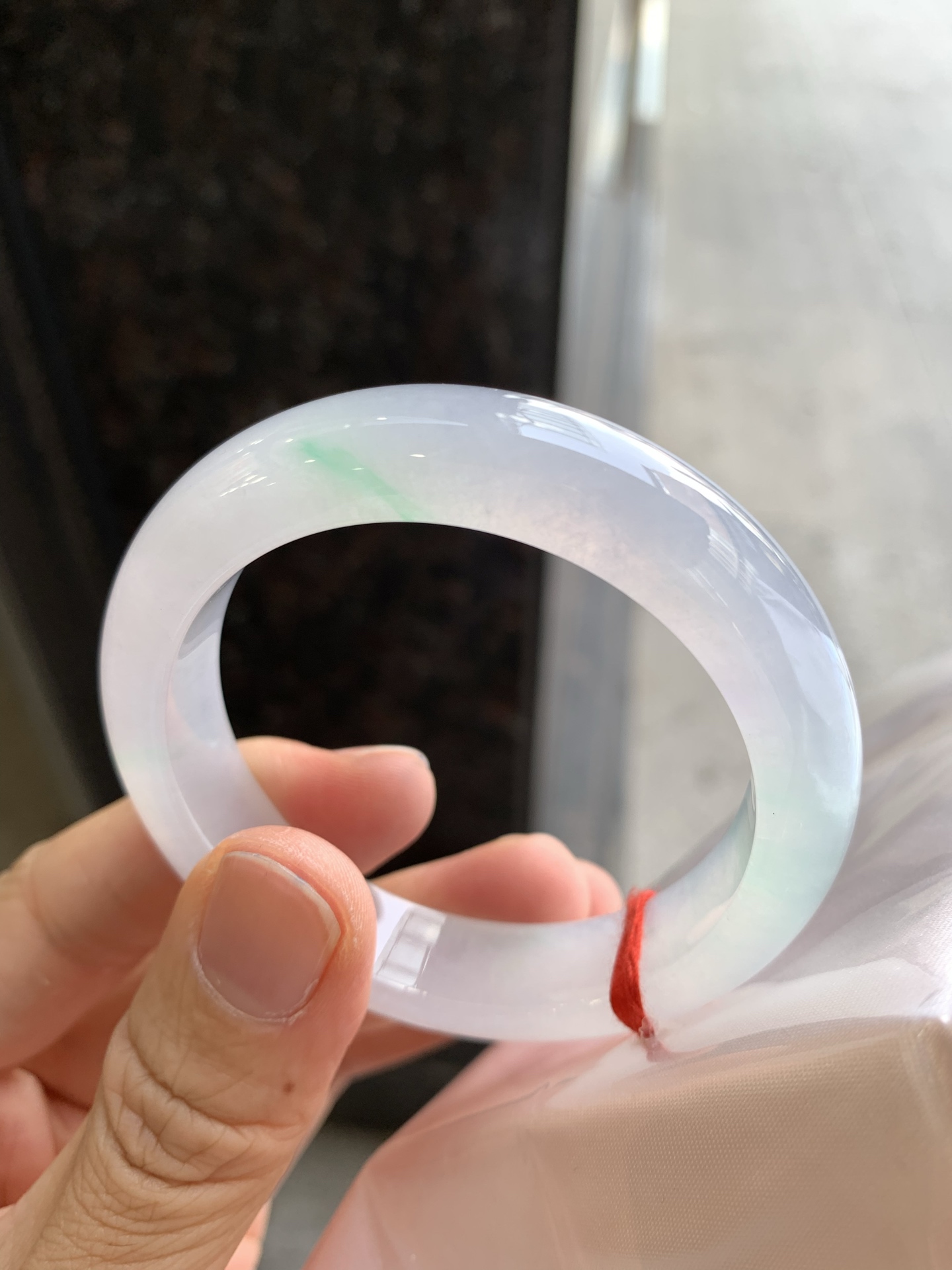 正圈冰飘绿 有纹 尺寸：52/12.5/8 起荧光