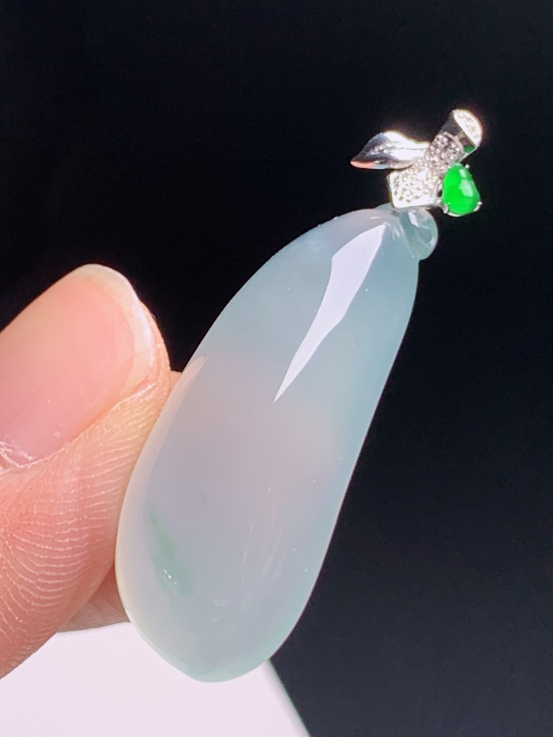 ️ 冰种福瓜吊坠，冰透起莹线条流畅，寓意福气绵长，裸石31.5-21.5-7.838.6，080727