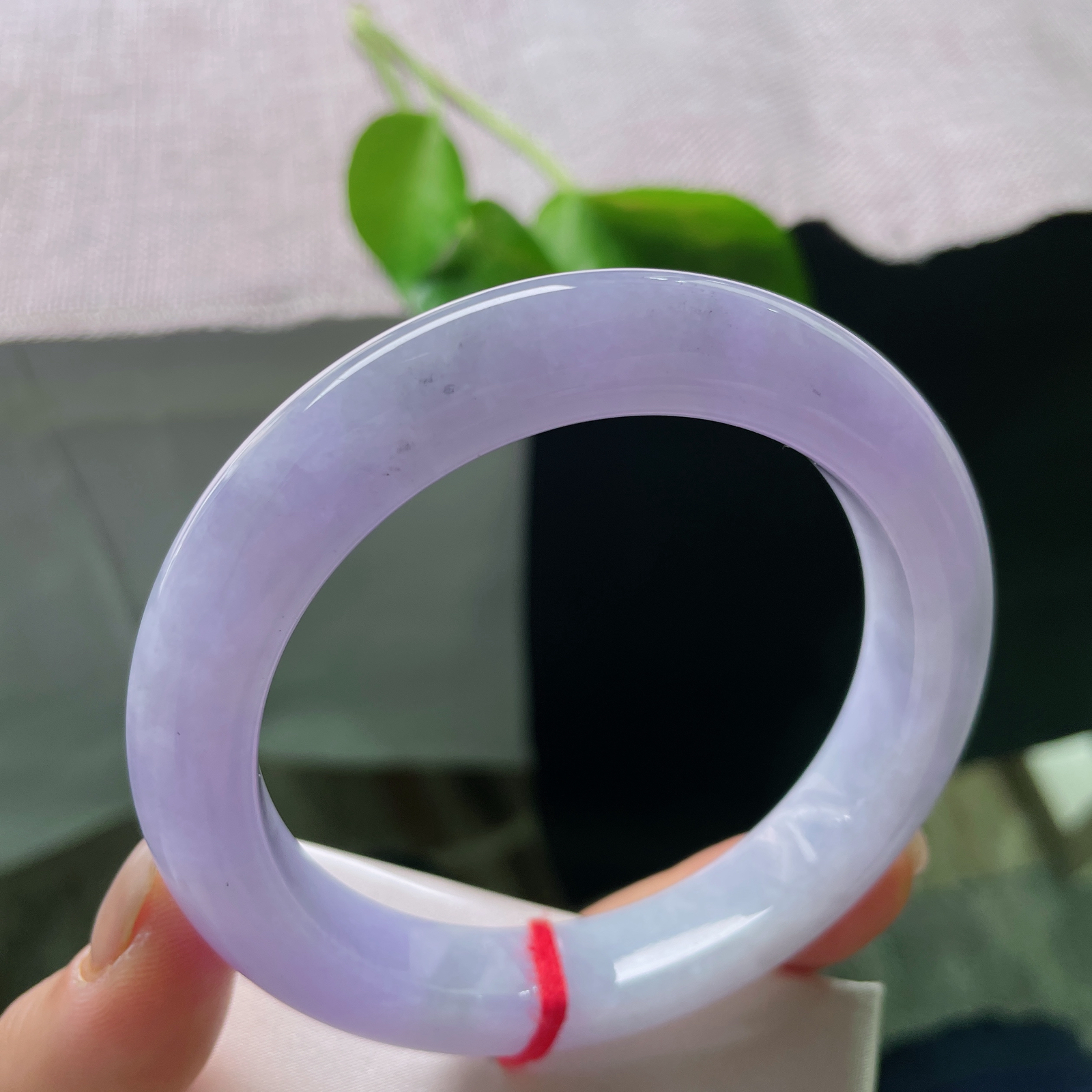 60.9/11.8/10.2，紫罗兰正圈，大圈口，紫玉生烟，低调轻奢，越看越有韵味。完美。乌鸡，ss56833a